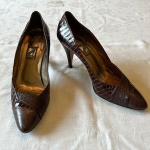 Vintage J Renee Brown heels